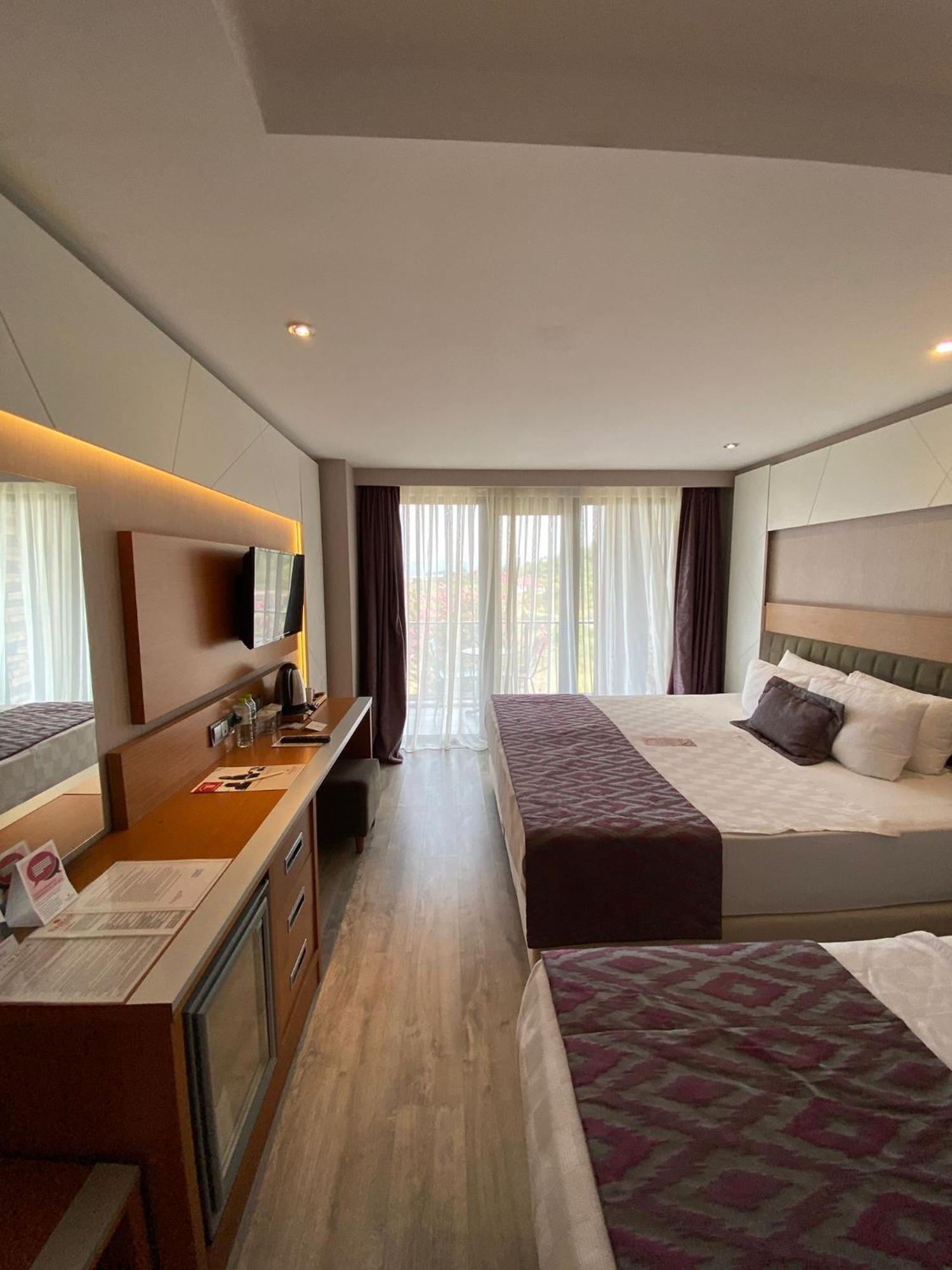 Ramada By Wyndham Giresun Piraziz Hotel Buitenkant foto