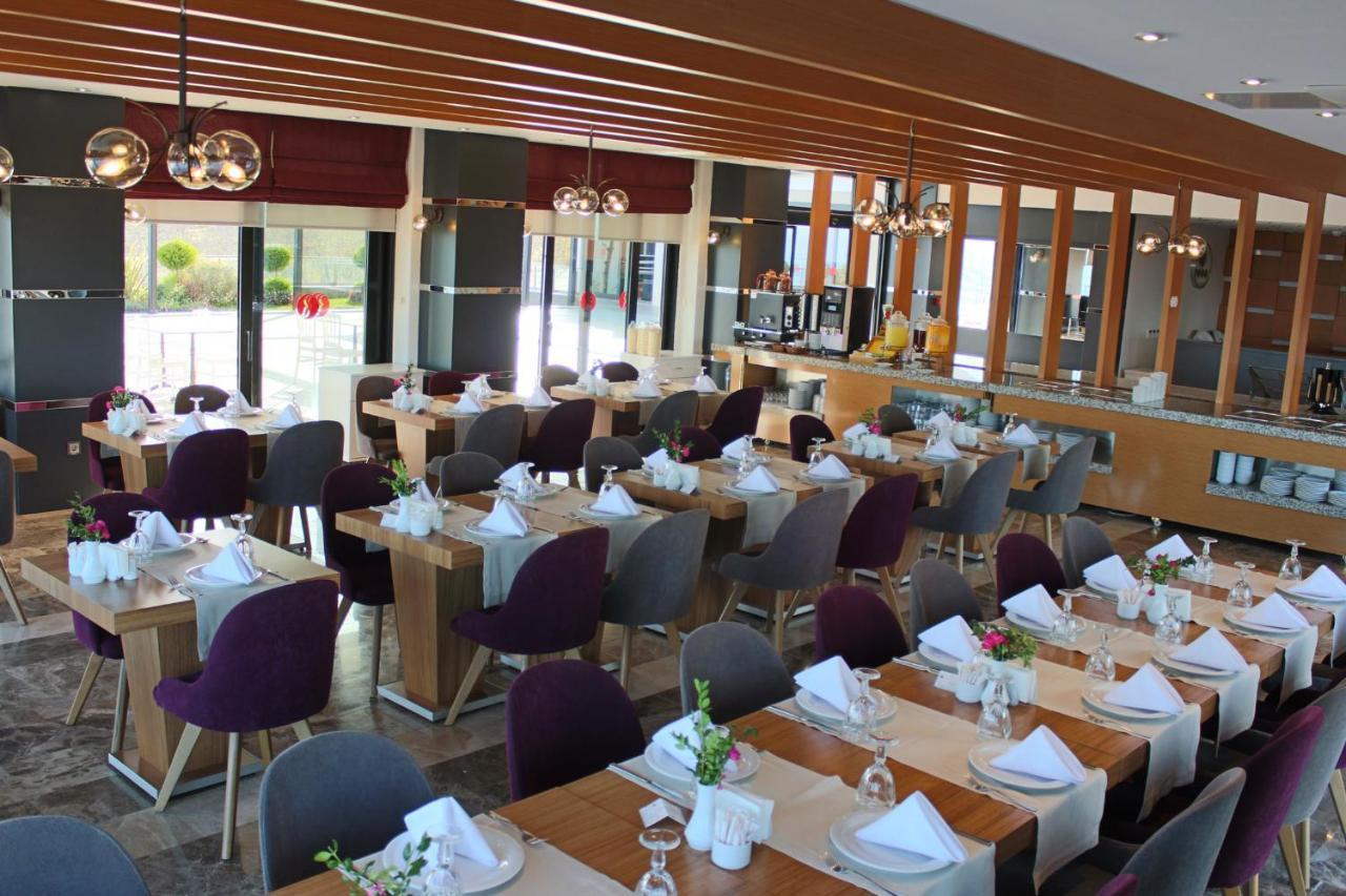 Ramada By Wyndham Giresun Piraziz Hotel Buitenkant foto